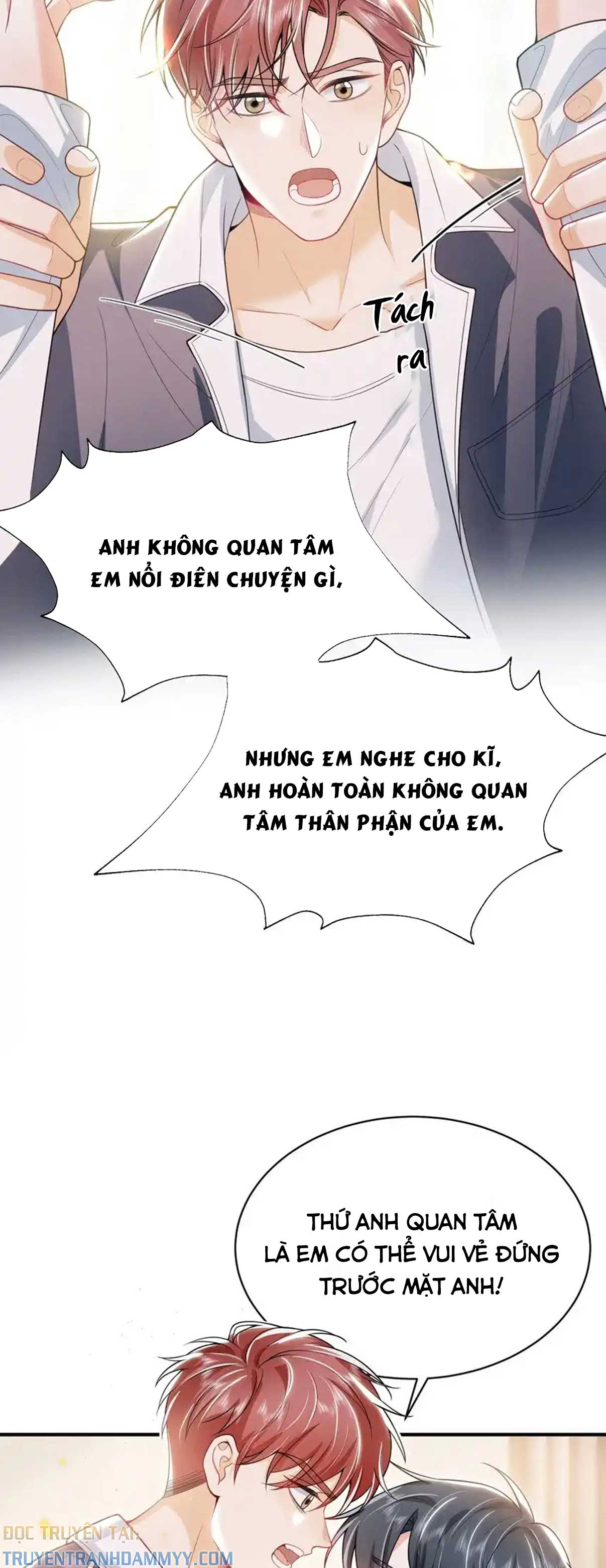 em-trai-nhin-toi-bang-cap-mat-den-toi-chap-39-17