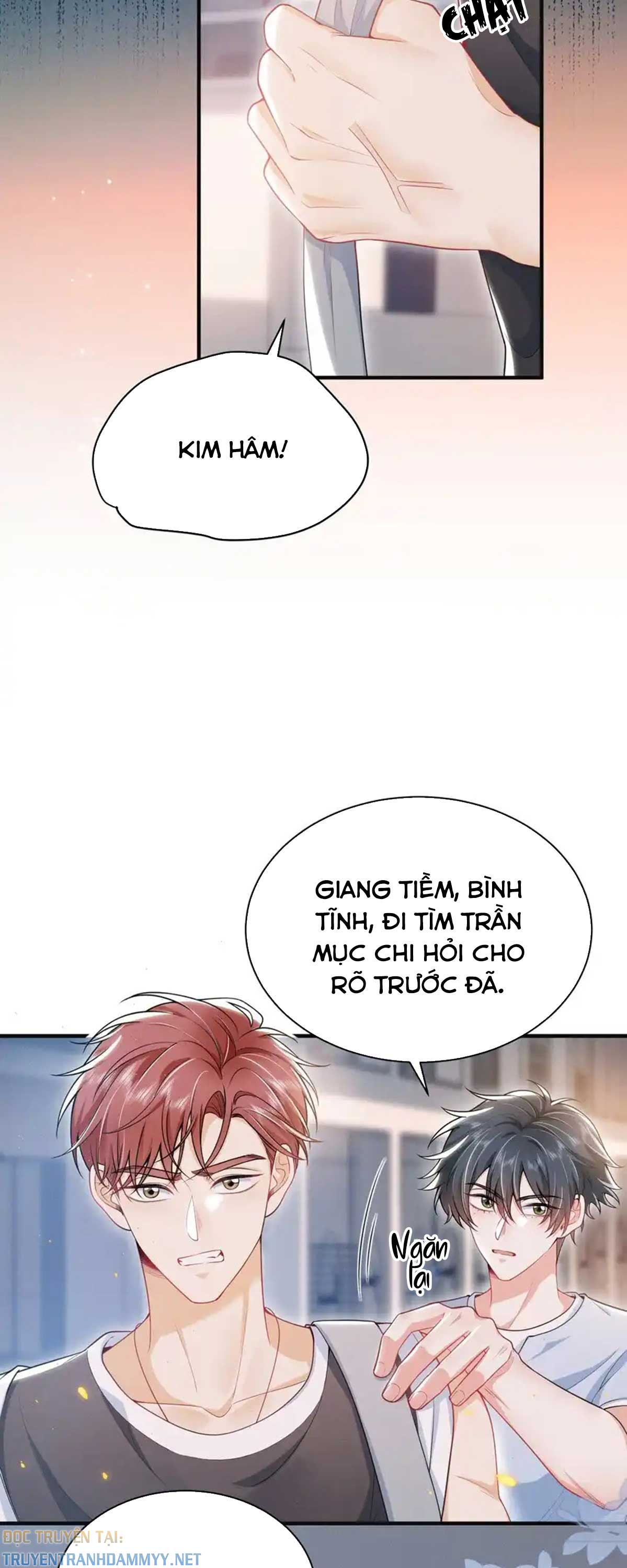 em-trai-nhin-toi-bang-cap-mat-den-toi-chap-44-10